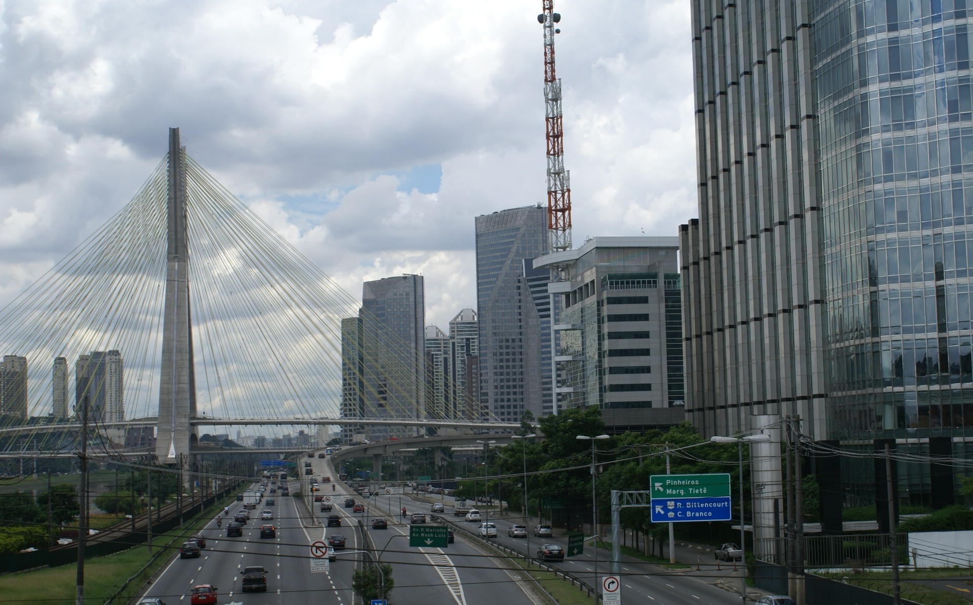 Marginal Pinheiros Uma Das Principais Vias De Acesso Brasileira Blog